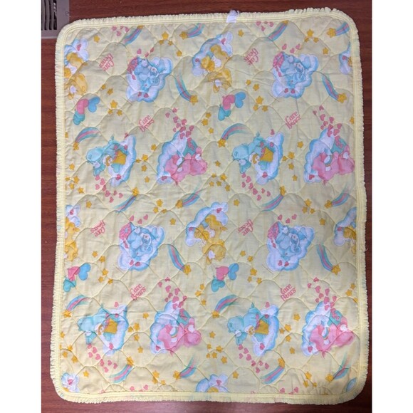 Vintage 1983 Care Bears Baby Blanket Quilted Cheer Tenderheart Wish Bear Clouds - Picture 2 of 8